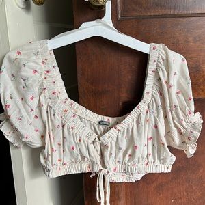 Floral puff sleeves crop top